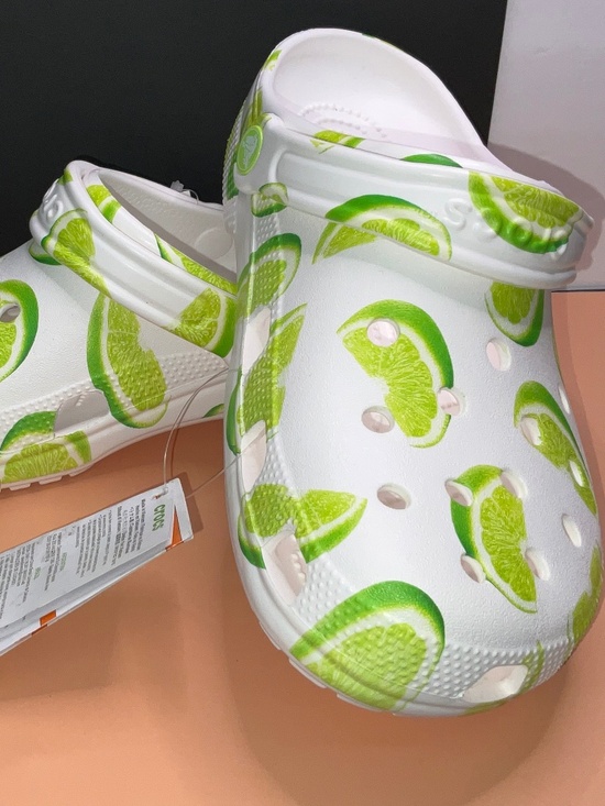 CROCS Shoes - Crocs Classic Fresh Fruit Clogs-White/Limes. New. US Women’s 10/Men’s 8-8.5